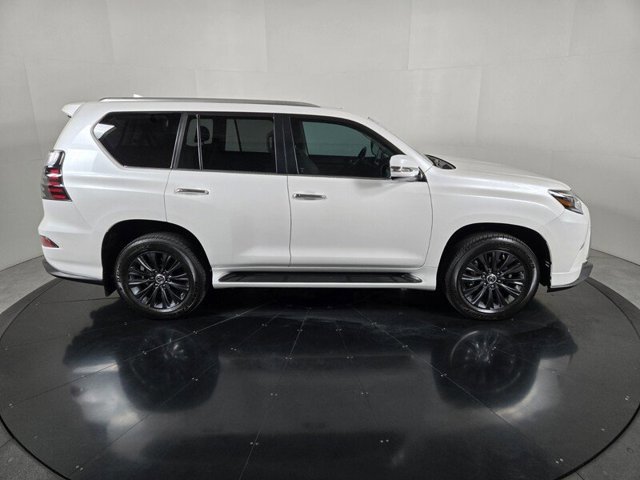Certified 2023 Lexus GX 460 Premium w/ Accessory Package AWD/4WD image 7