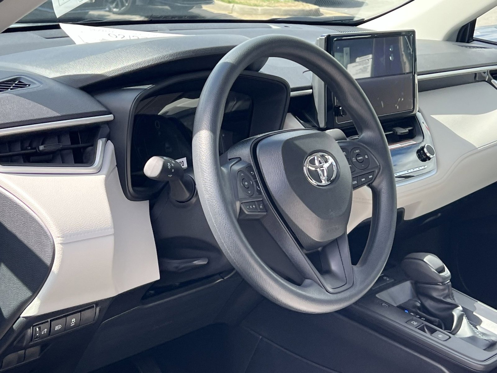 New 2026 Toyota Corolla Cross L image 11