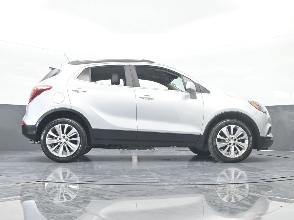 Used 2020 Buick Encore Preferred image 59