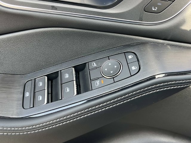 New 2026 Nissan Rogue Platinum w/ Platinum Premium Package AWD/4WD image 25