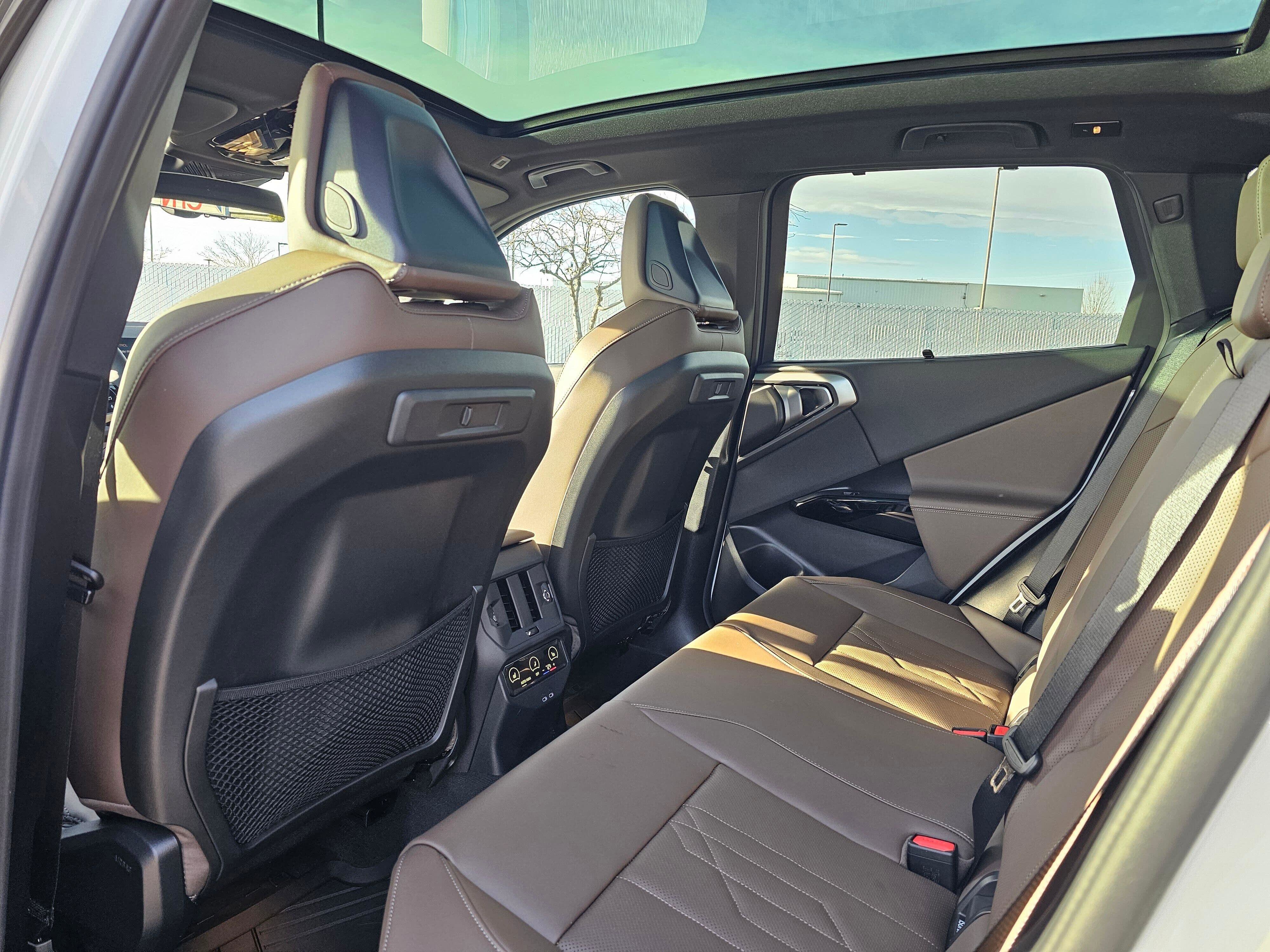 New 2026 BMW X3 xDrive30 w/ Premium Package image 12