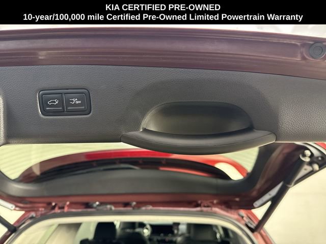 Certified 2024 Kia Carnival EX image 33