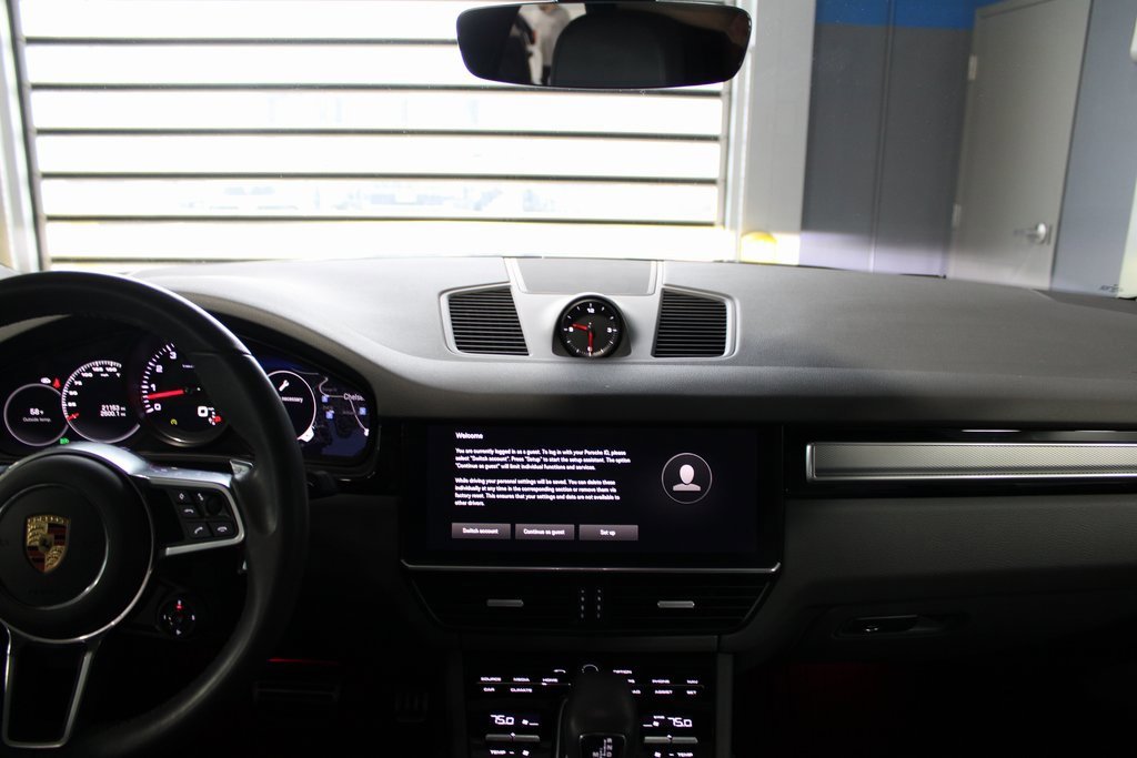 Used 2023 Porsche Cayenne S image 25