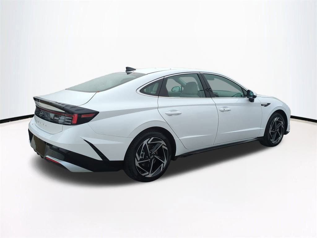 New 2026 Hyundai Sonata SEL image 5