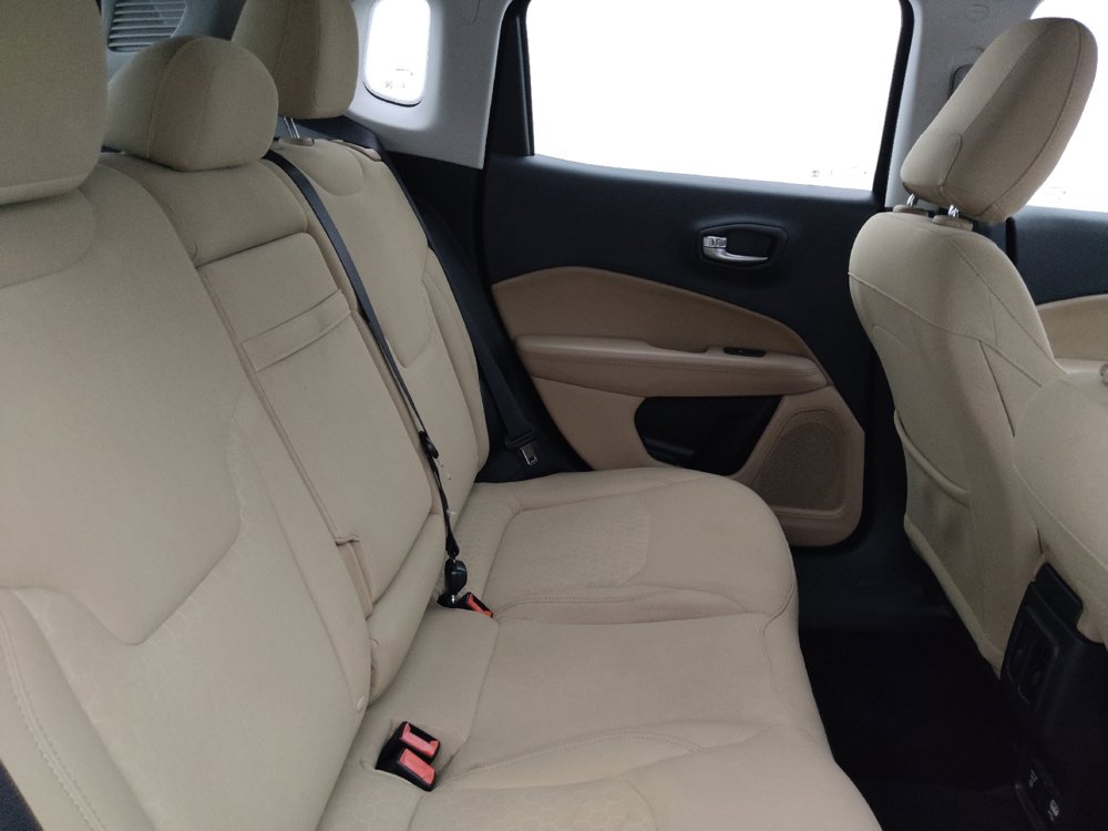 Used 2018 Jeep Compass Sport w/ Tech Group FWD image 19