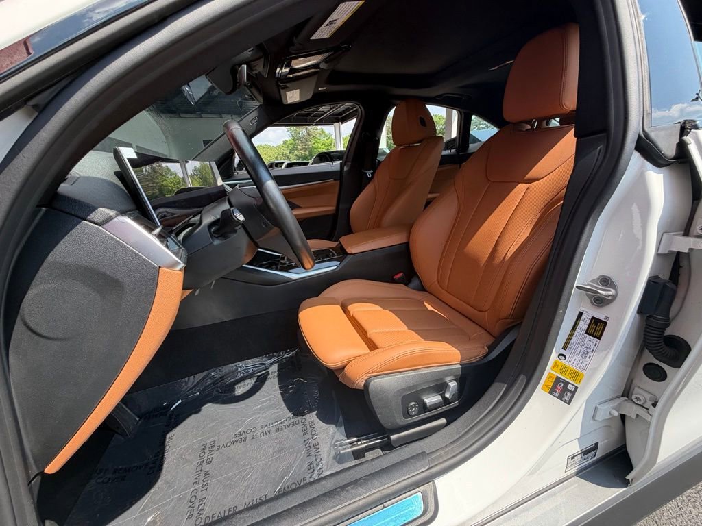 Used 2023 BMW i4 eDrive35 w/ Premium Package RWD image 31
