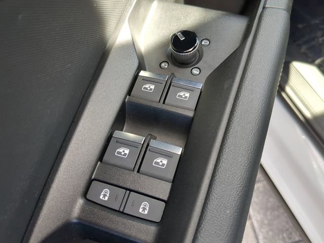 Used 2023 Audi Q4 e-tron Premium Plus w/ Premium Plus image 18