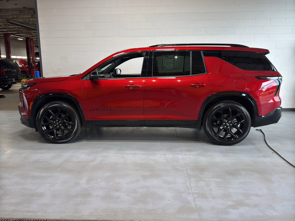 Used 2024 Chevrolet Traverse RS AWD/4WD image 2