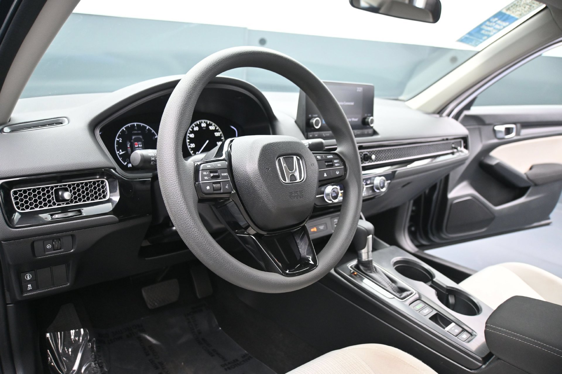 Used 2024 Honda Civic LX image 18