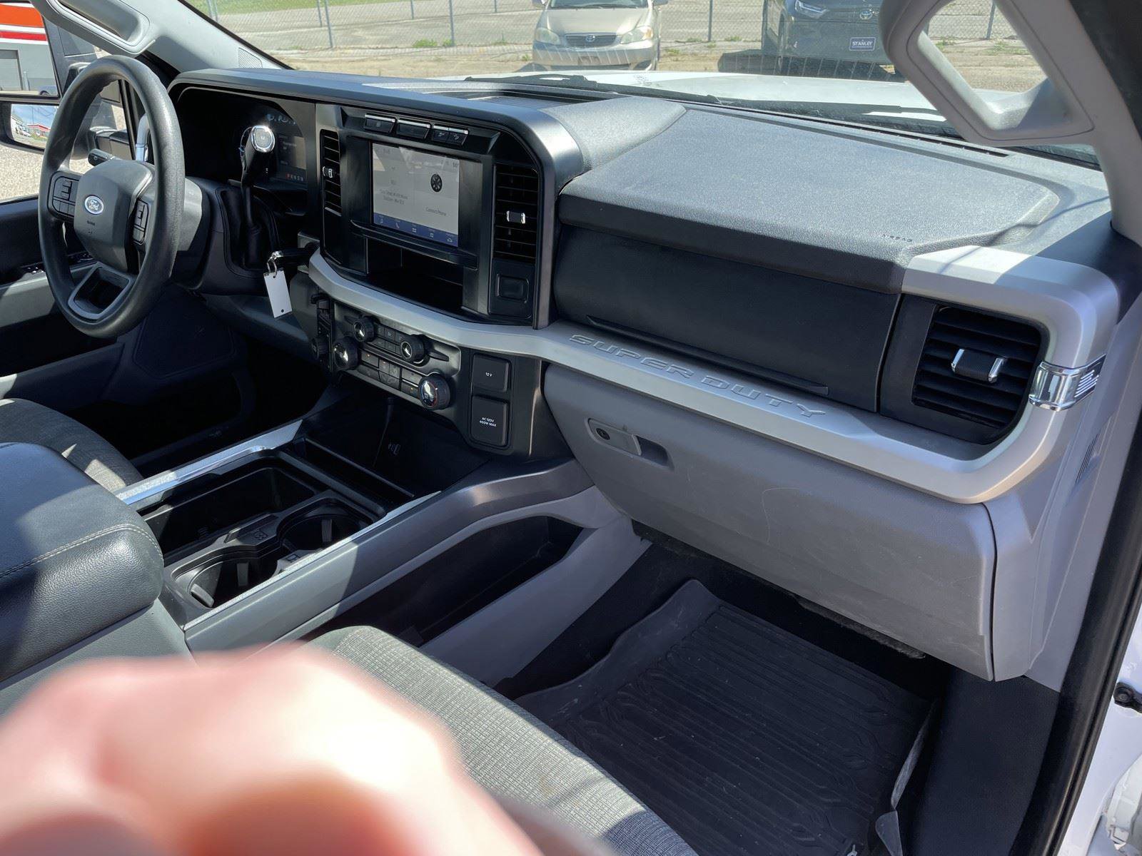 Used 2024 Ford F250 XLT w/ FX4 Off-Road Package image 44