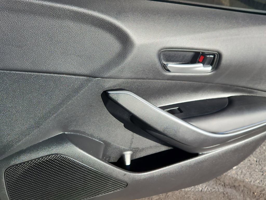 Used 2021 Toyota Corolla SE w/ Carpet Mat Package (TMS) image 13