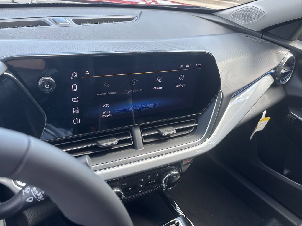 New 2026 Chevrolet Trax LT w/ Midnight Edition FWD image 13
