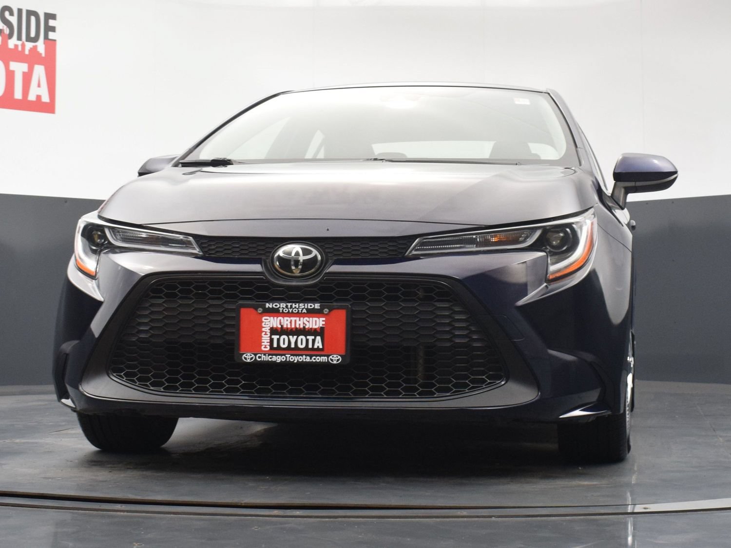 Used 2020 Toyota Corolla LE FWD image 29