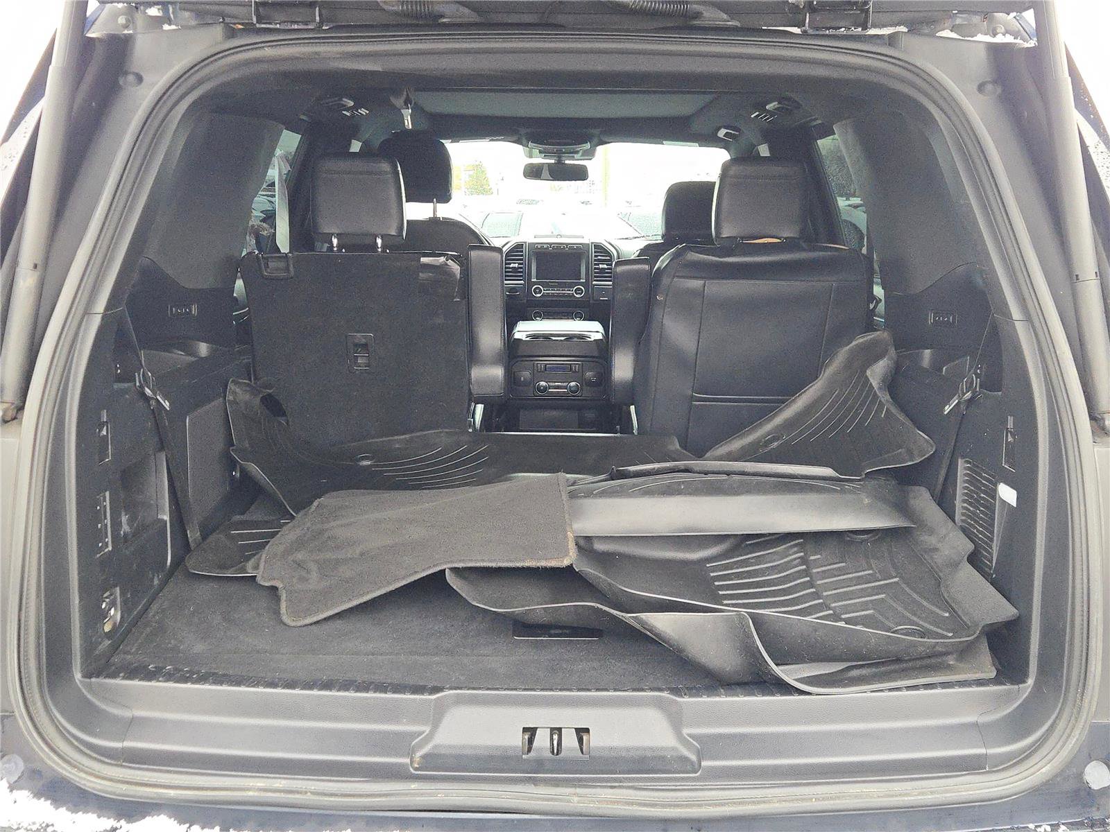 Used 2021 Ford Expedition Limited image 20