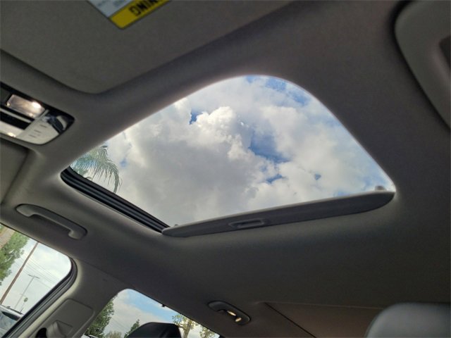 Used 2025 Hyundai Santa Fe Limited image 15