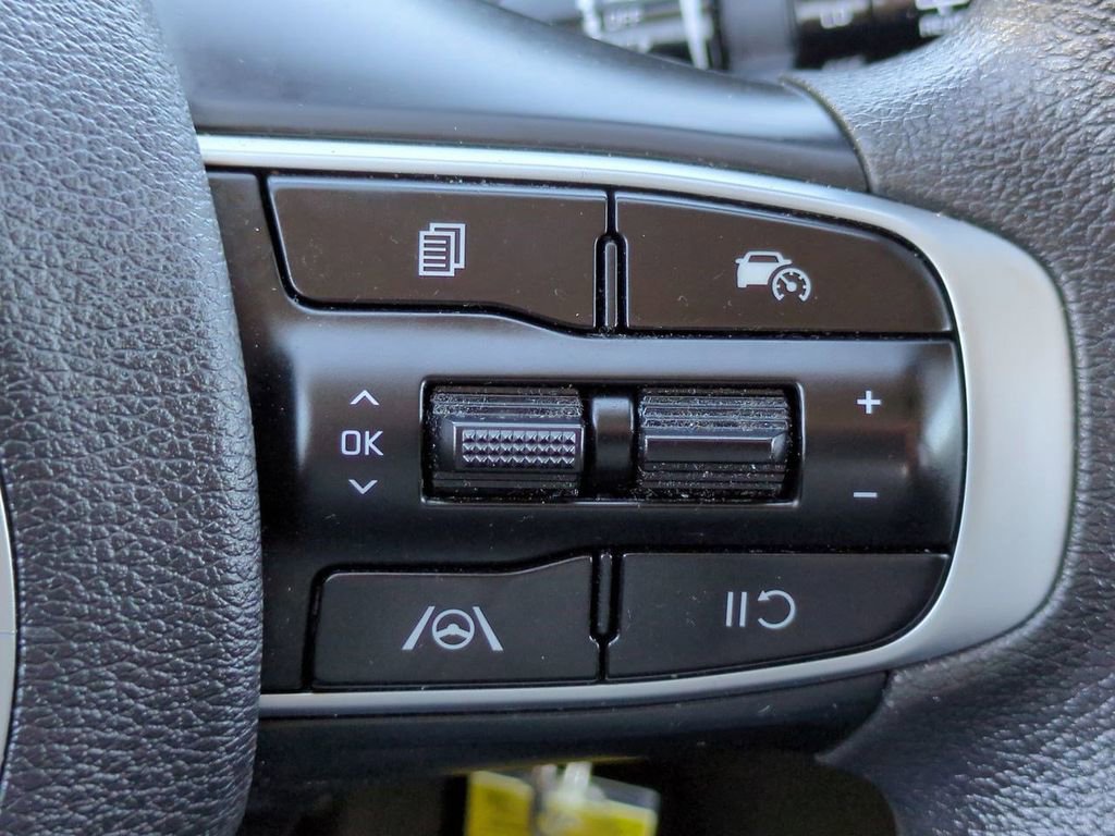 Used 2024 Kia Sportage LX image 24
