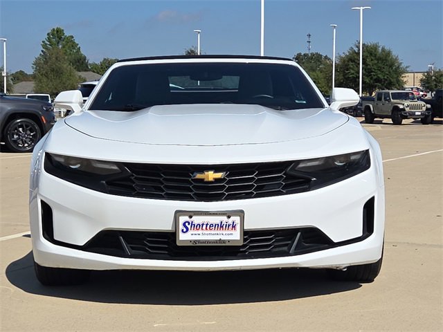 Used 2020 Chevrolet Camaro LT image 2