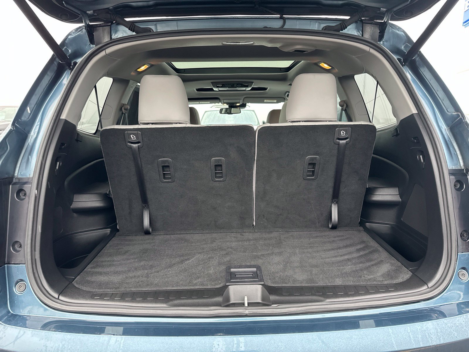 Used 2017 Honda Pilot Elite image 34