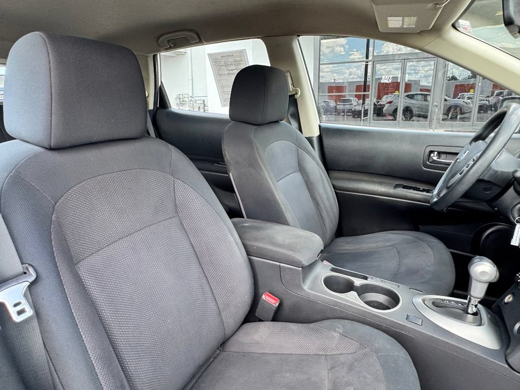 Used 2015 Nissan Rogue S w/ Convenience Package AWD/4WD image 36