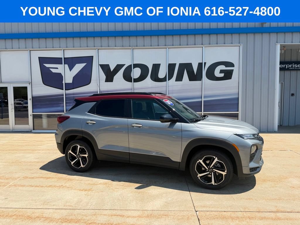 Used 2023 Chevrolet TrailBlazer RS w/ Sun and Liftgate Package