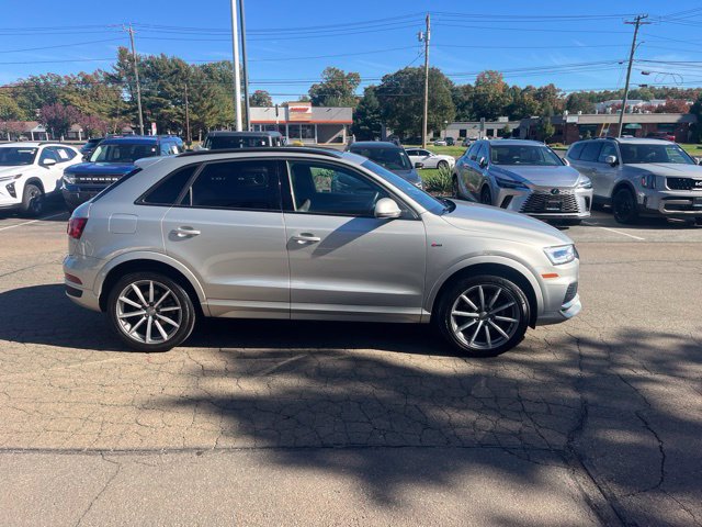 Used 2018 Audi Q3 2.0T Premium Plus w/ Premium Plus Package AWD/4WD image 21
