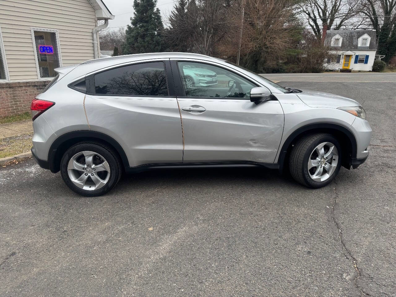 Used 2016 Honda HR-V EX-L image 8