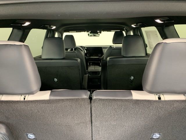 Used 2026 Lexus TX 500h AWD w/ Technology Package image 15