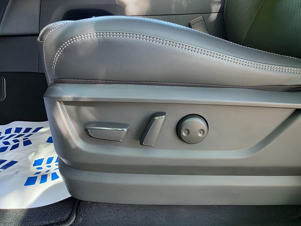 New 2026 Nissan Armada PRO-4X image 27