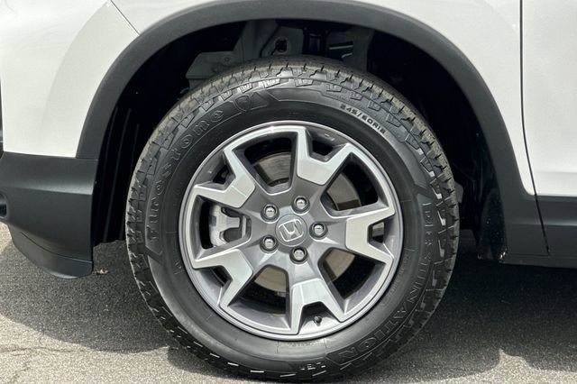 Certified 2023 Honda Passport TrailSport image 35