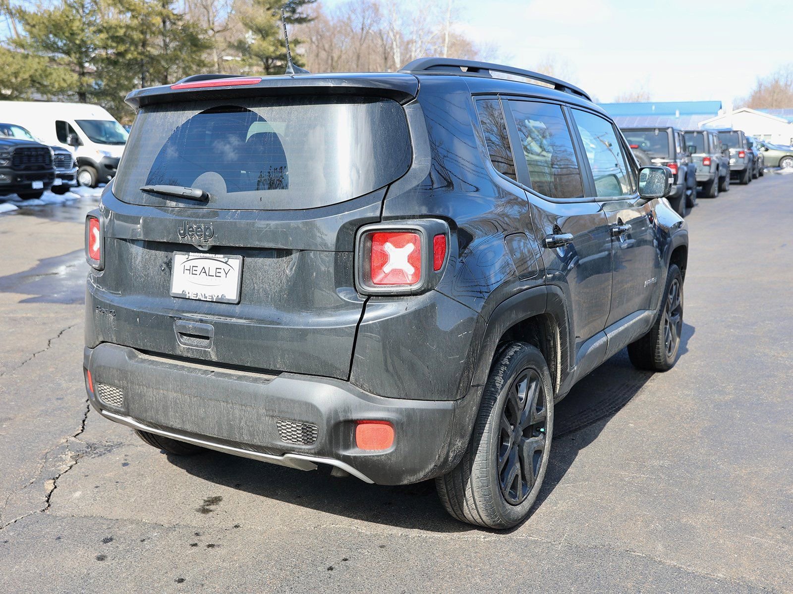 Used 2022 Jeep Renegade Altitude image 7