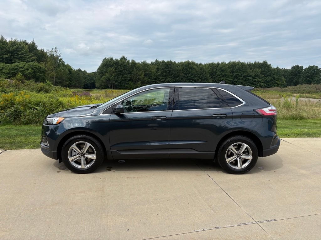 Used 2024 Ford Edge SEL w/ Convenience Package AWD/4WD image 6