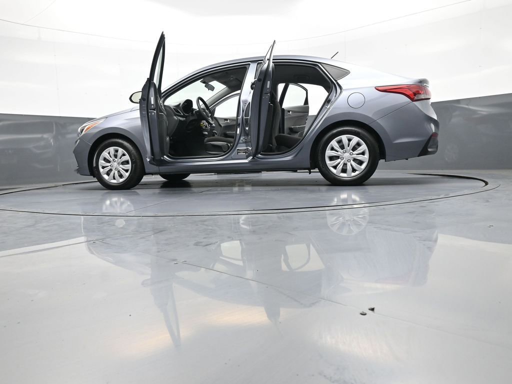 Used 2019 Hyundai Accent SE FWD image 48