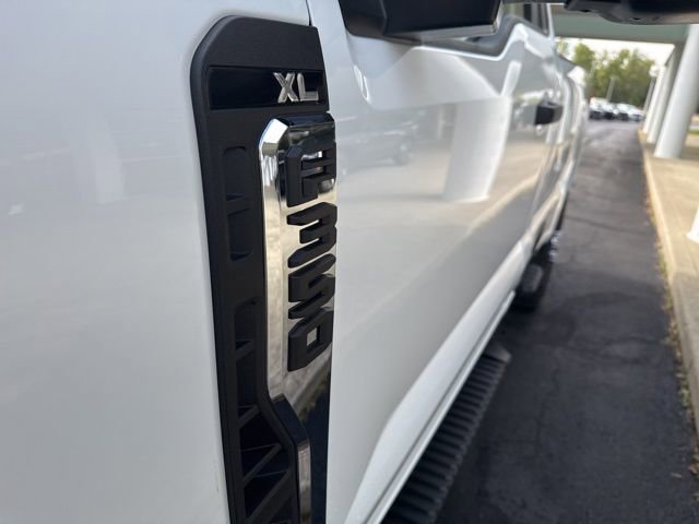 New 2026 Ford F350 XL image 3