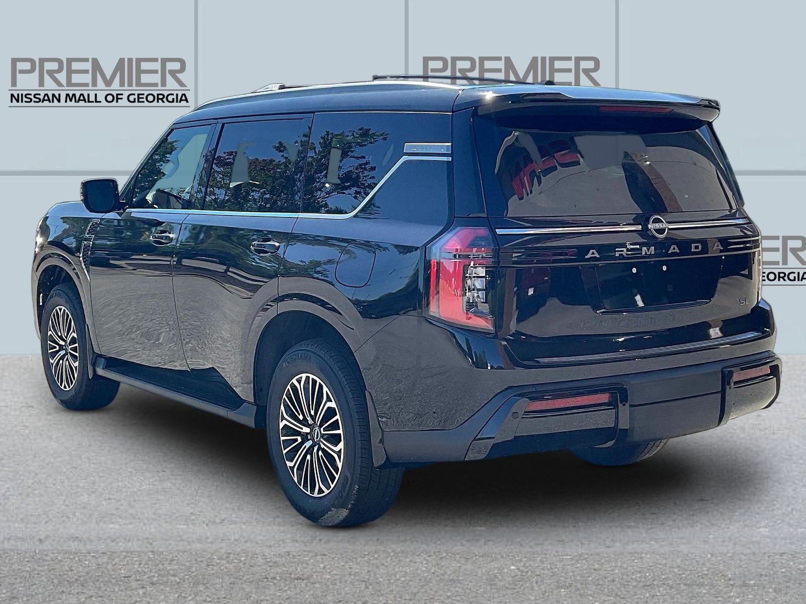 New 2026 Nissan Armada SL w/ Captain's Chari Seat Package AWD/4WD image 3