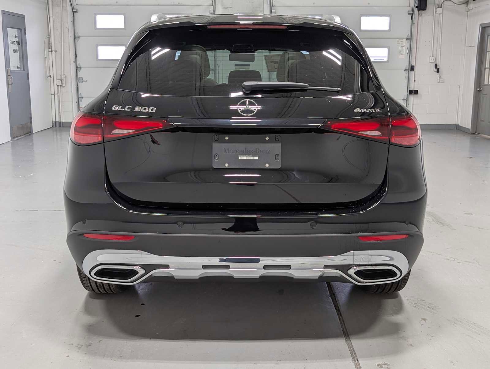 New 2026 Mercedes-Benz GLC 300 GLC 300 image 8