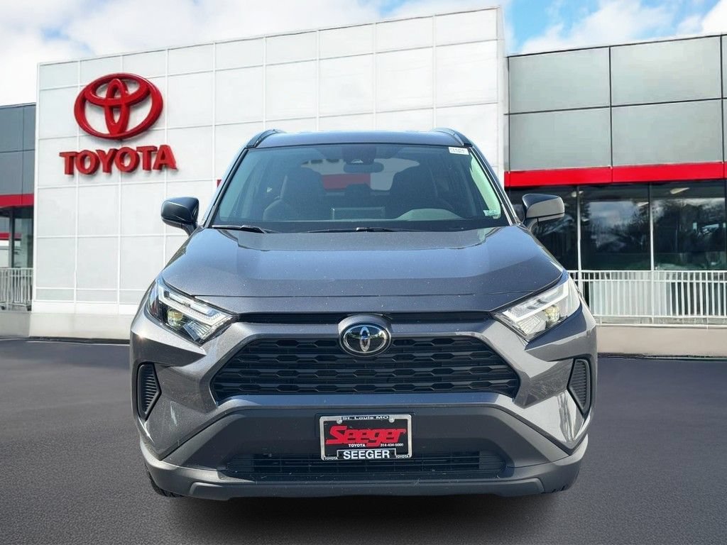 Certified 2025 Toyota RAV4 LE AWD/4WD image 13