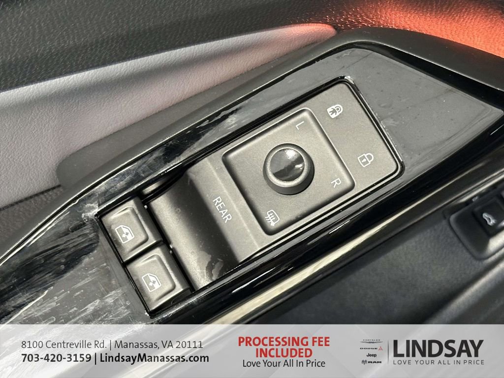 Used 2023 Volkswagen ID.4 S image 30