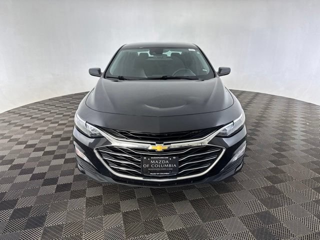 Used 2023 Chevrolet Malibu LT FWD image 2