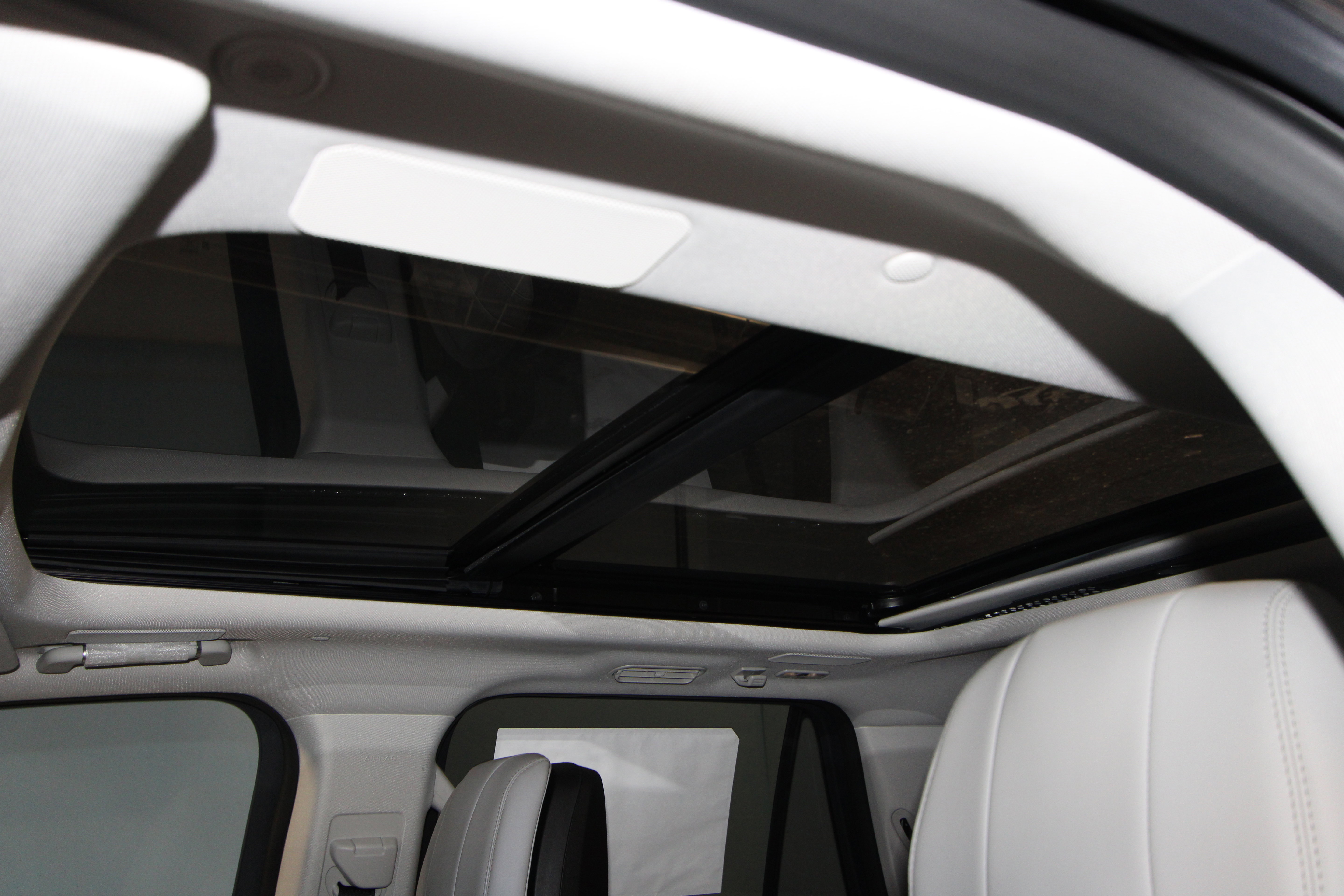 New 2026 Lincoln Navigator L Reserve AWD/4WD image 19
