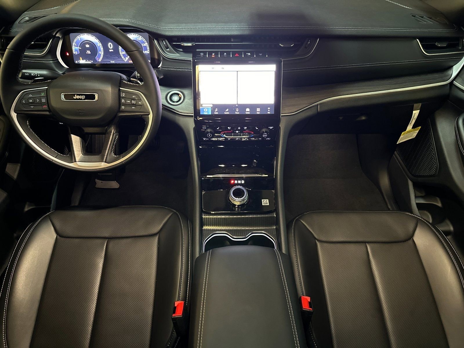 New 2025 Jeep Grand Cherokee L Limited w/ Luxury Tech Group II image 12