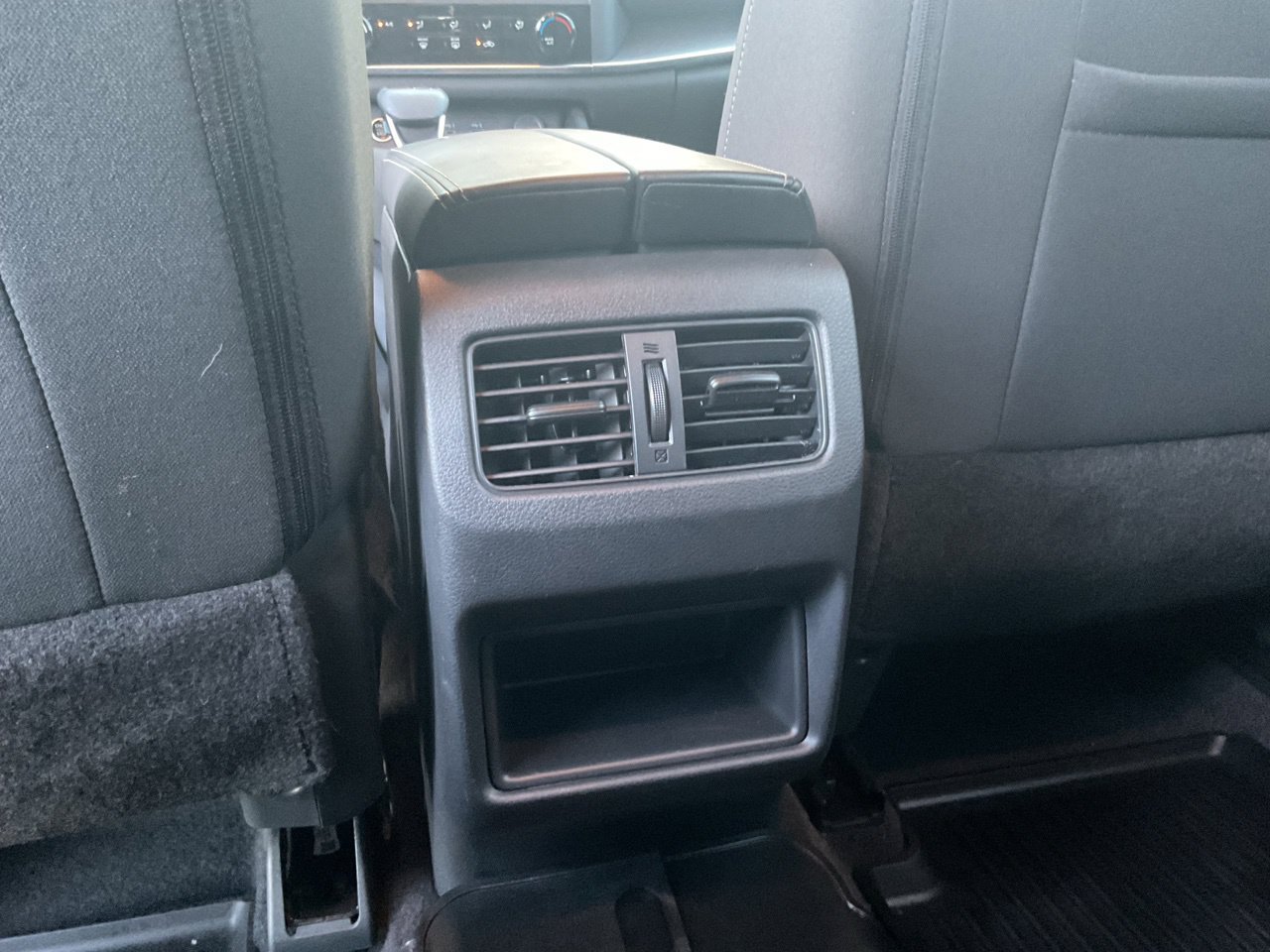 Used 2023 Nissan Rogue S FWD image 10