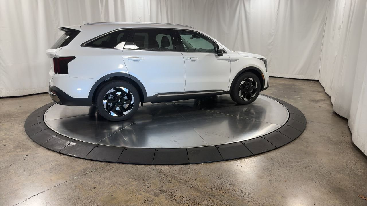 New 2025 Kia Sorento EX image 2
