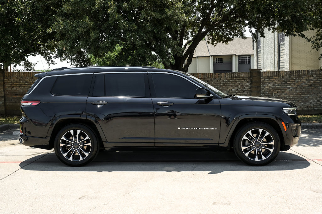 Used 2023 Jeep Grand Cherokee L Overland AWD/4WD image 15