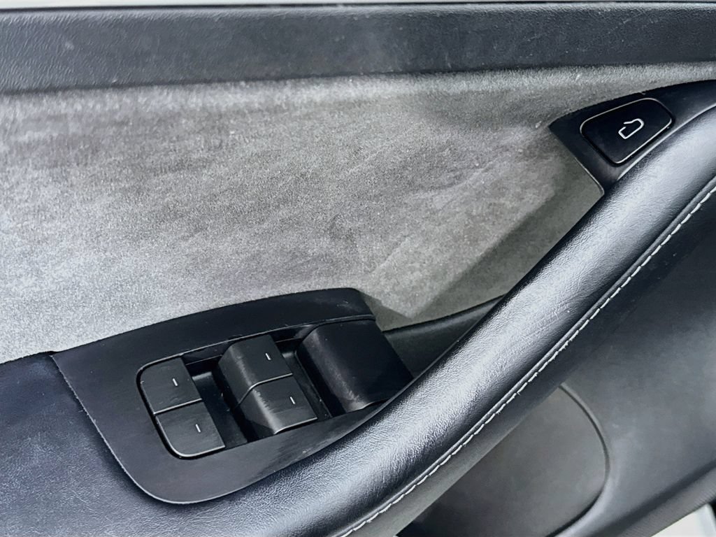 Used 2022 Tesla Model 3 Long Range AWD/4WD image 16