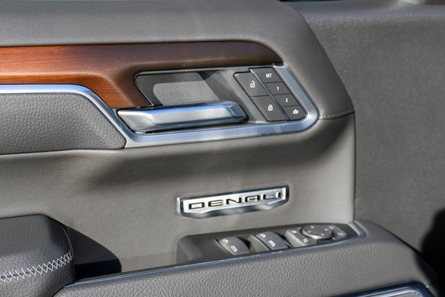 New 2026 GMC Sierra 1500 Denali w/ Technology Package image 9