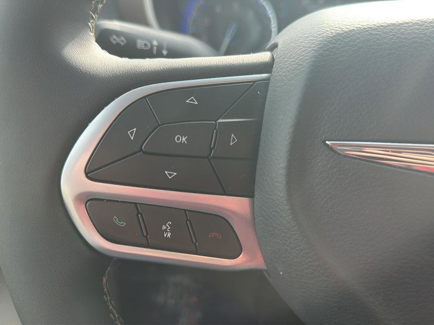 Used 2024 Chrysler Voyager LX FWD image 19