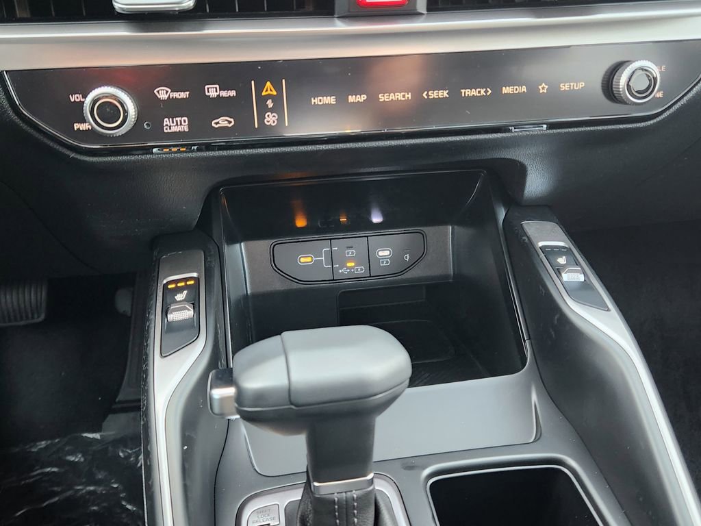 New 2026 Kia Sorento X-Line EX image 24