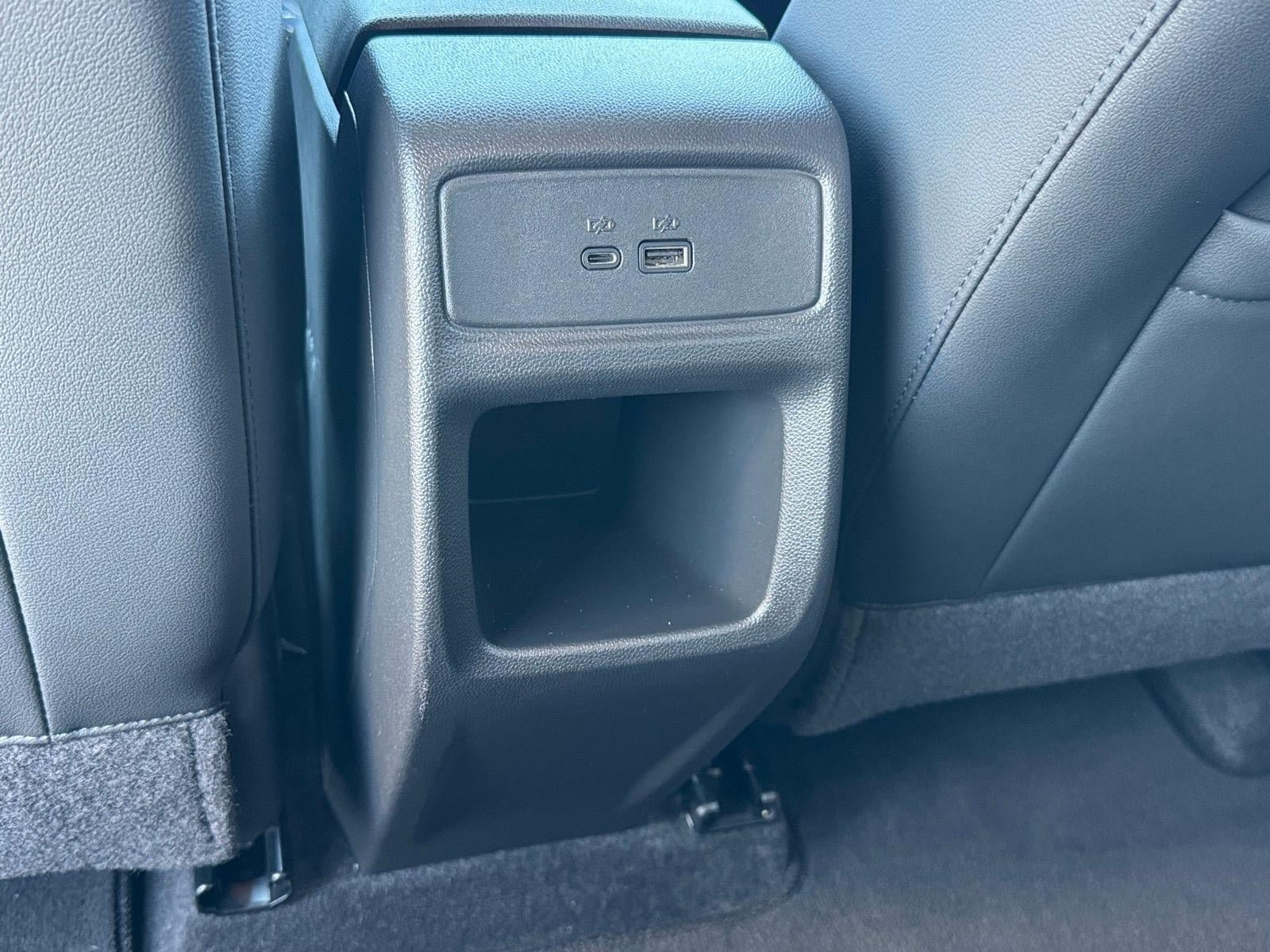Used 2024 Chevrolet Trax ACTIV FWD image 7