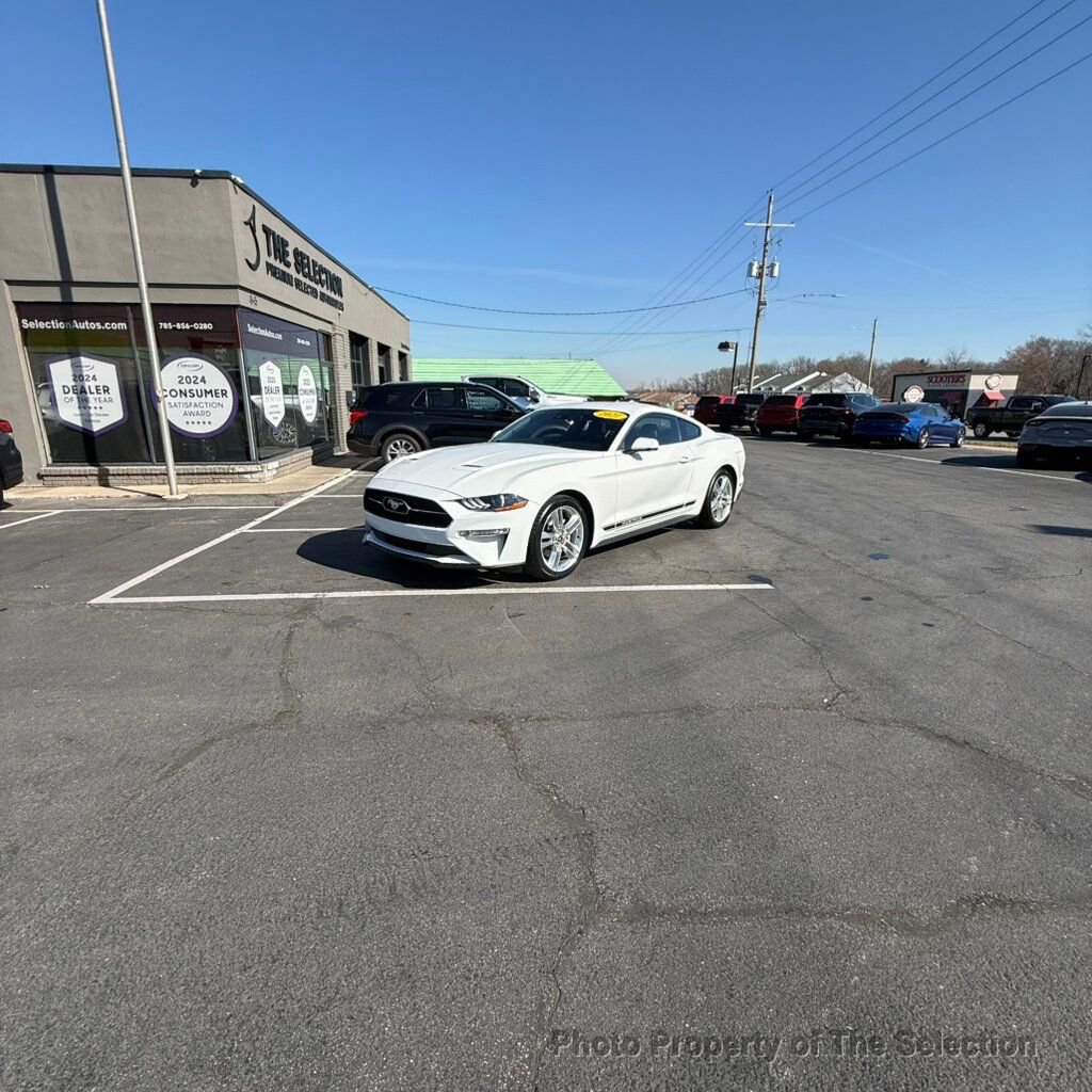 Used 2021 Ford Mustang Premium w/ Equipment Group 201A image 6