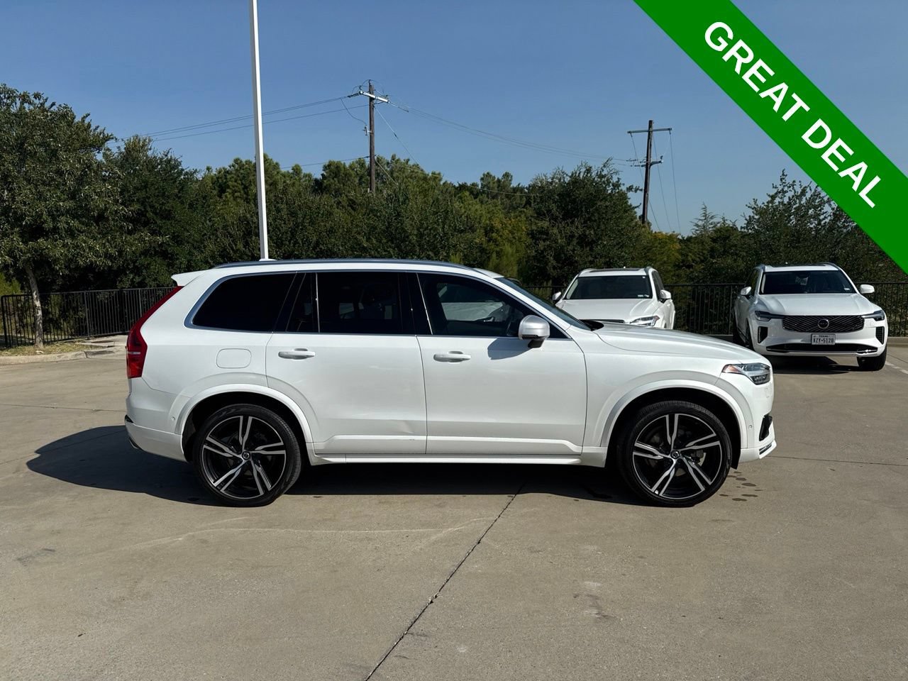 Used 2018 Volvo XC90 T6 R-Design w/ Convenience Package AWD/4WD image 4
